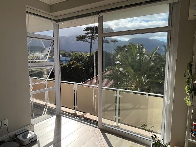 To Let 2 Bedroom Property for Rent in Kenilworth Upper Western Cape